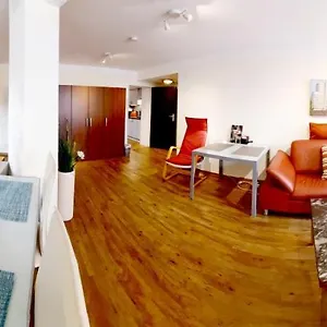 City-apartment 65qm 2-schlafzimmer Wlan Nichtraucher Parken Düsseldorf