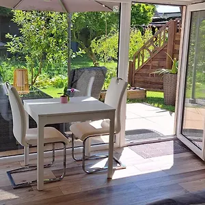 All-in-one Mit Eigener Sonnenterrasse Im Garten Düsseldorf